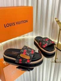 Picture of Louis Vuitton Slippers _SKULVsz35-41mnq1209497